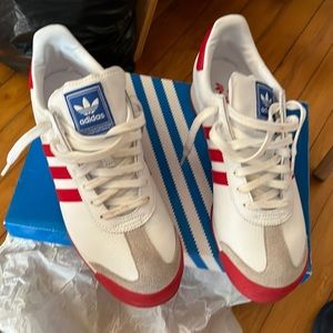 Size 10 Men’s (Samoa) Adidas